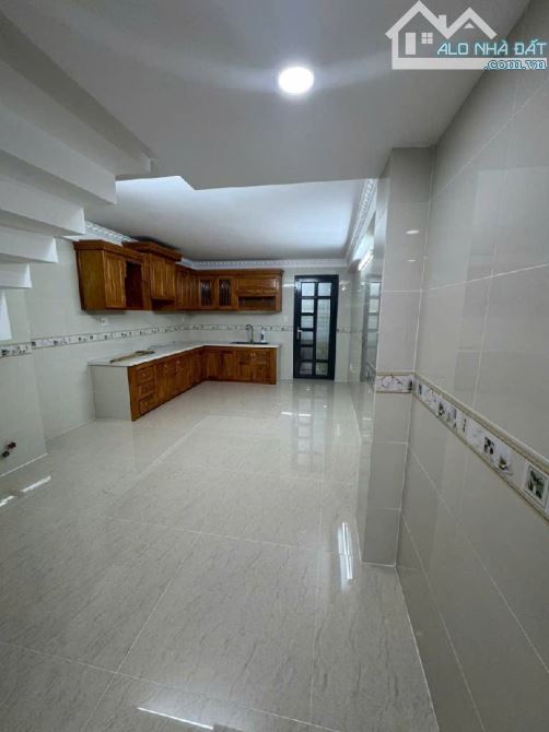 HẺM XE HƠI 1 /NHÀ 3 TẦNG ĐẸP MỚI -TRẦN THỦ ĐỘ -60M2 - 1