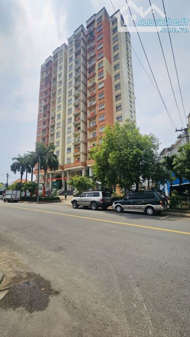 💥 BIỆT THỰ CĂN GÓC KHU COMPOUND – AN NINH 24/7 👉 DT 55m² (6.6x9), 5 tầng, thang máy - 1