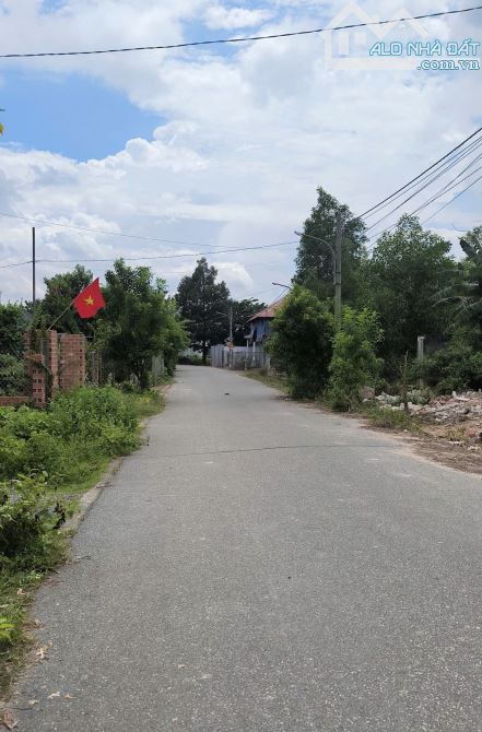 Bán 240m2 (5 dài 48m) thổ cư gần chợ Châu Pha,TP.Phú Mỹ - 1