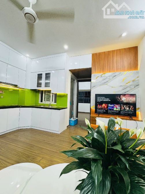 Căn hộ CT12C Kim Văn Kim Lũ, 55m² × 2 ngủ + 2 wc, Nội Thất Đẹp, Ở Ngay, Nhỉnh 3 tỷ. - 1