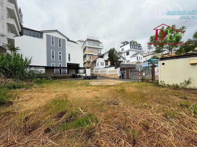 Bán lô đất Đà Lạt, đường Yersin, diện tích 421m2 giá 19,5 tỷ #4826 - 1