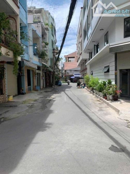 B.ÁN NH.À QUÁ RẺ - 124M2 - NGANG 8 DÀI 16 - 4TẦNG - HẺM XE TẢI THÔNG - LẠC LONG QUÂN - PHƯ - 1