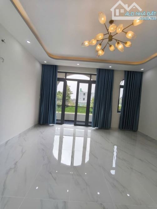 🏠🏠Nhà mới xây 1 trệt 1 lầu - Thiết kế hiện đại - 1