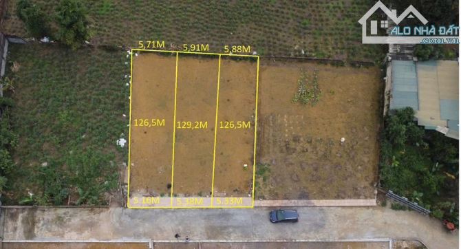 Chính chủ gửi bán 2 lô đất đẹp tại Thôn 3 Hoà Thạch đơn giá dưới 20tr/m2