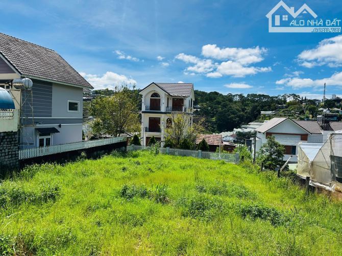 Bán lô góc 2 mặt tiền 25m Trịnh Hoài Đức Đà Lạt giá đầu tư - 1