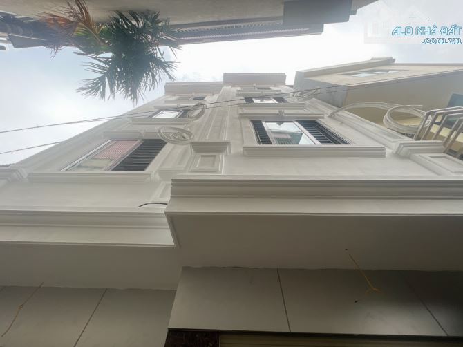 Bán nhà đông la nhà đẹp ở ngay 38m2 4,6 tỉ - 1