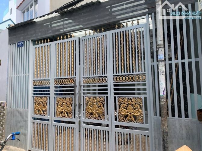 Nhà Hot mặt tiền hẻm Bình Đông, Quận 8, dt (4.8m x17m) 80m2 chỉ 4.2 tỷ - 1