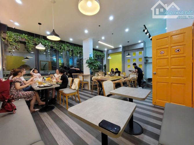 Bán tòa nhà phố Duy Tân, Tôn Thất Thuyết, Cầu Giấy DT 100m2 6 tầng thang máy, 3 ô tô - 1