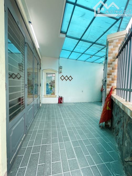 2 MẶT HẺM XE HƠI THÔNG - NỞ HẬU 15M TÀI LỘC  - 152M2 - ĐÚC BTCT - 4PN - 1