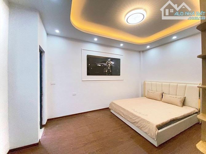 Bán nhà Ngoại Giao Đoàn, 40m x 5 tầng, nội thất xịn, ngõ 4m thông khắp ngả, cạnh công viên - 1