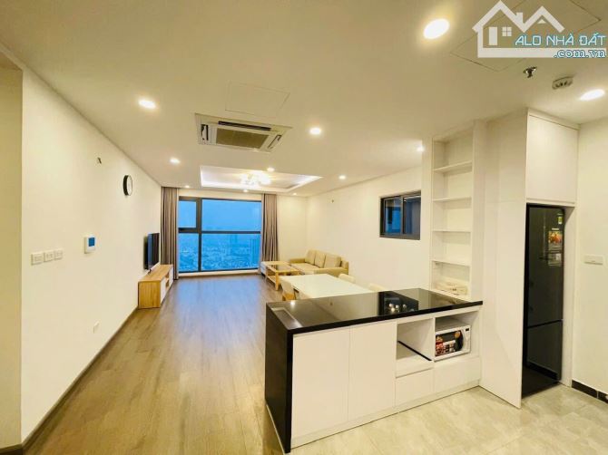 Chủ đi nước ngoài cần bán căn hộ 3n2vs-105m² tại 173 Xuân Thủy. View thoáng mát giá 7 tỷ5 - 1