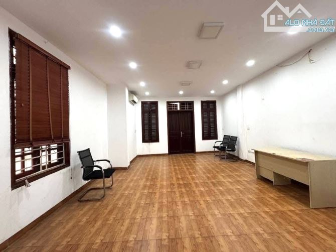 Phân lô Tây Sơn quận Đống Đa 107m2 MT5m 5Tầng Chắc Chắn-Ô Tô Đỗ Cửa Ngày Đêm-15m Ra Phố - 1