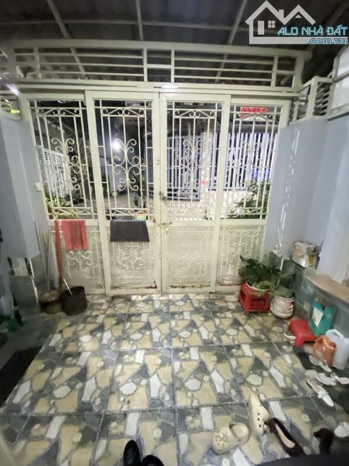 Nhà giá rẻ hẻm xe hơi Nguyễn Văn Quỳ quận 7 - giá 4.5 tỷ sổ hồng - 1