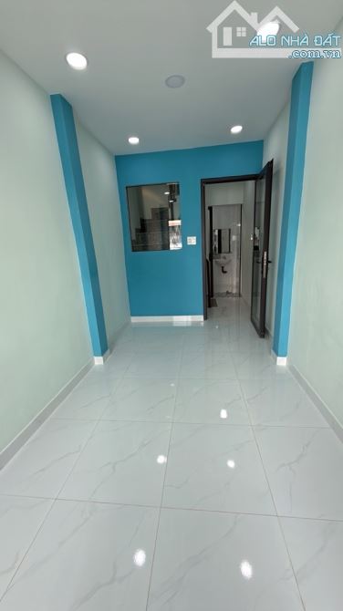 Nhà đẹp Gò Vấp Nguyễn Thái Sơn P.7 ngang 2,6m dài 8m 3 tầng HC đủ. - 1