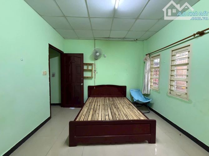 Bán Nhà Hẻm Đường Hoà Hưng DT 49M2 (4.5mX11m) Hẻm Thông CMT8 Gần Công Viên Giá 5T6 TL - 1