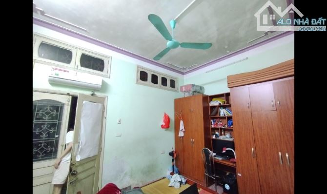 Nhà rẻ ngõ nông, gần TTTM, tiện ích bạt ngàn - 1