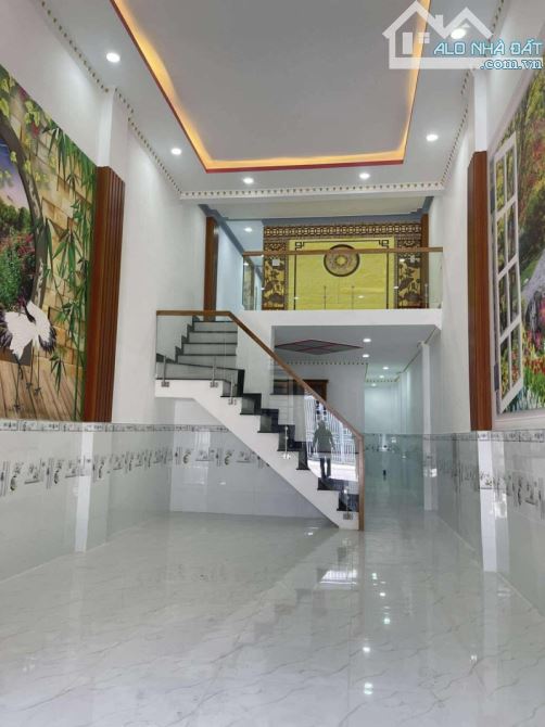 BÁN NHÀ ĐẸP MẶT TIỀN-3PN-2WC-GẦN KHU CÔNG NGHIỆP-CHỢ VĨNH LỘC A - 1