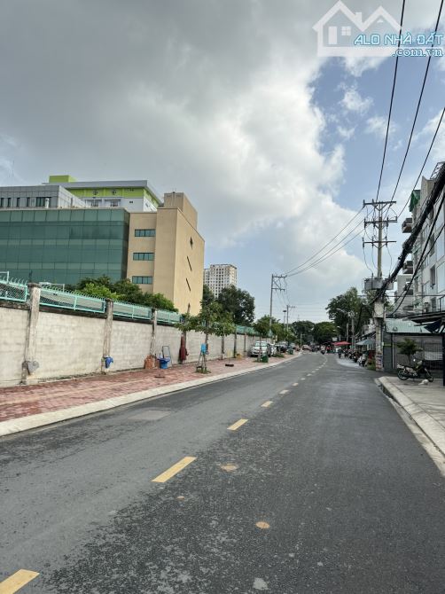 MẶT TIỀN NGANG PHẦN MỀM QUANG TRUNG…820m… ngang 33x28 - 1