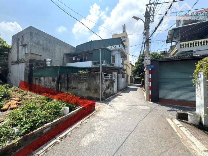 BÁN ĐẤT ĐẶNG XÁ GIA LÂM-LÔ GÓC-Ô TÔ VÀO NHÀ-NGÕ THÔNG-47m2- 4,45 tỷ - 1