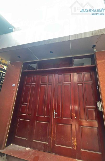 Bán nhà riêng dân xây Phố Pháo Đài Láng, Đống Đa, 42m2, 6 tầng 11 phòng, 30m ra ô tô - 1