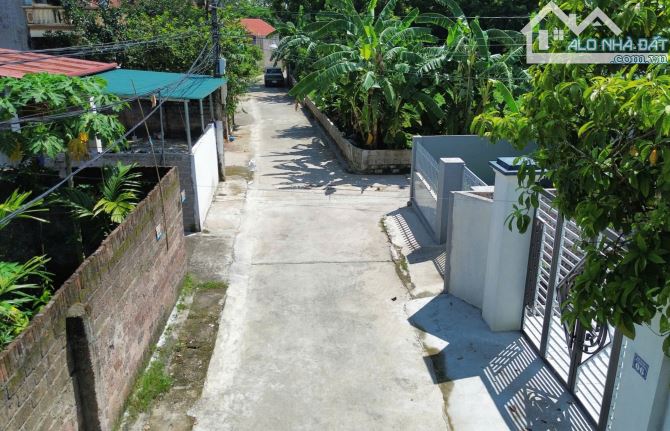 - Bán đất DT 163m - ngay UB, trường học - chỉ hơn 2 tỷ - 1