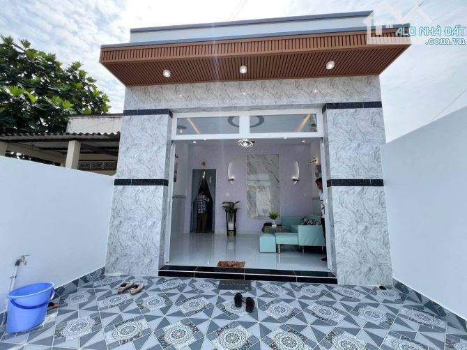 Chủ cần tiền bán gấp nhà cấp 4 để chữa bệnh - 1