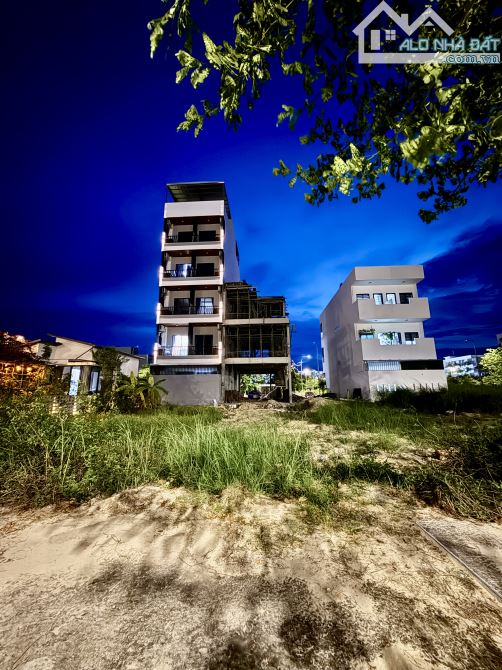 🆘 KHÔNG CÓ LÔ THỨ 2 🆘 Chỉ 5,65 Tỷ 🏖️ LÔ 108m2 (6x18m) - Đấu lưng Đại học FPT  Đà Nẵng - 1