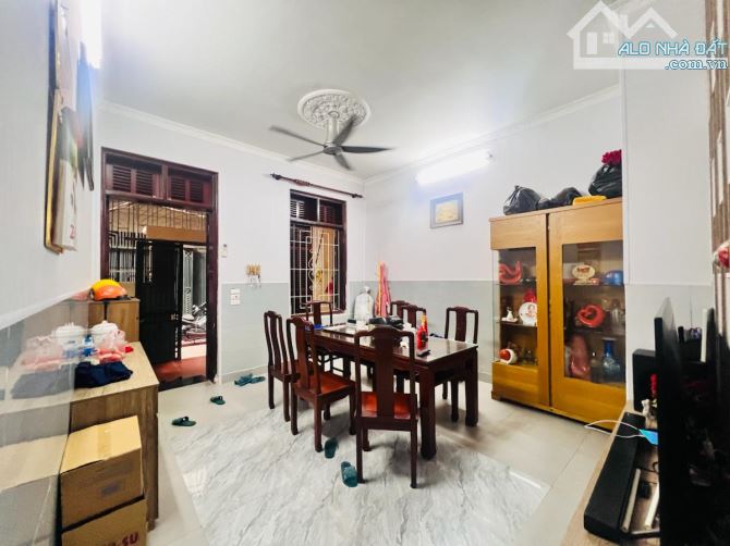 Nhà Phố Láng Hạ. 62m, 3 tầng, gần phố, ngõ 3 gác. - 1
