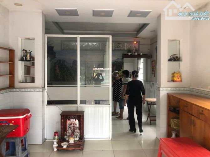 Chính chủ bán nhà mặt tiền Phan Văn Mảnh,  bến lức, Long An - 1