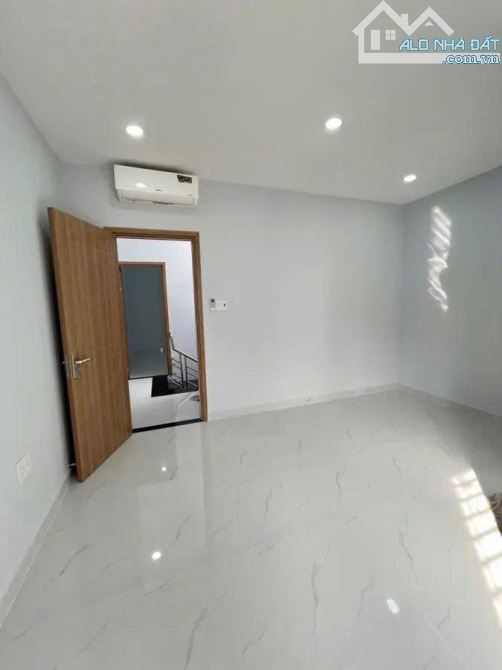 NHÀ ĐẸP TÂN PHÚ – 2 TẦNG BTCT – HẺM SẠCH, AN NINH – 4.5 TỶ -  45m² (4.5 x 10m – - 1