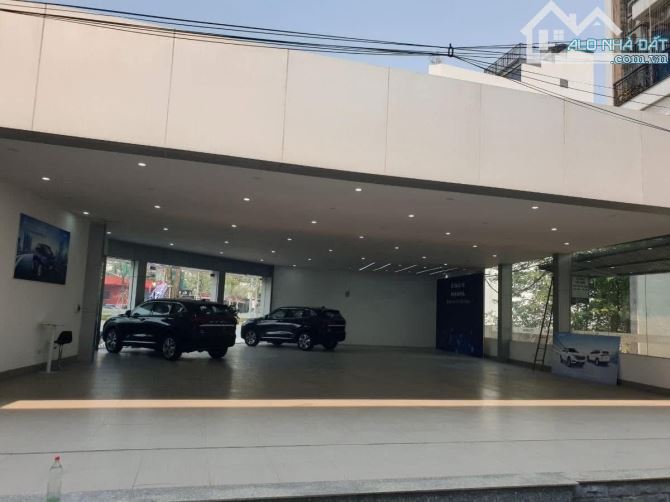 BÁN NHANH -MẶT PHỐ VÕ CHÍ CÔNG QUẬN TÂY HỒ-LÔ GÓC 3 MẶT TIỀN-DT 1060M2 MT 40M-GIÁ 225 TỶ - 1