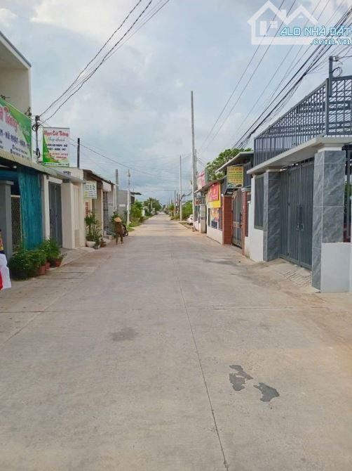Bán đất kèm nhà cấp 4 trục chính cá đồng Hàm Thắng - 4