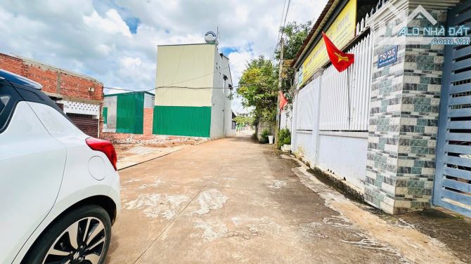 ĐẤT HẺM 92 NGUYỄN XUÂN NGUYÊN P. TÂN AN BMT - 3 TỶ 450 - 1