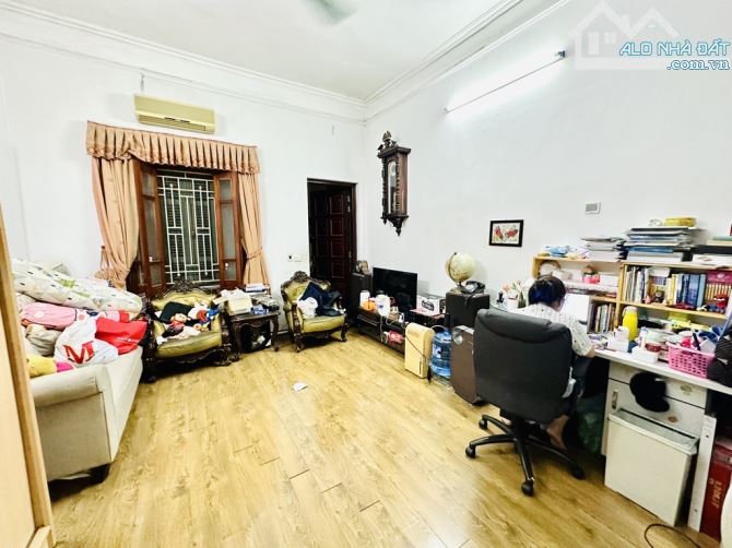 NHÀ ĐẸP - HOÀNG HOA THÁM- GẦN PHỐ -56m -4TẦNG -MT5 m -💰14,7 ti - DÂY XÂY- THÔNG KINH DOAN - 1