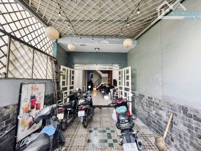 MẶT TIỀN NGUYỄN TRUNG TRỰC- BÌNH THẠNH, XE HƠI NGỦ NHÀ, NGANG 3.9 DÀI 22, 10T TRÒN - 1