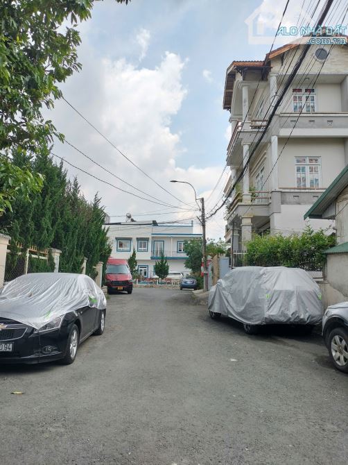 CÁCH CHỢ BÙI THỊ XUÂN 200M NHÀ PHỐ 3 TẦNG 152M GIÁ 9.3 TỶ - 1