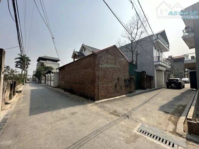 Bán đất Nguyên Khê, DT 47m2, Lô góc, Ngay trục chính, Đường 5m, 2 Ôtô tránh nhau, Gía DT! - 1