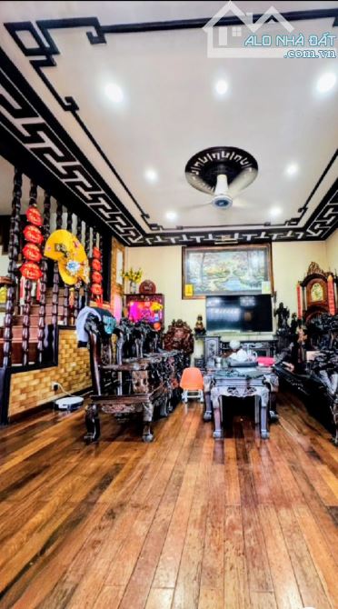 BIỆT THỰ GỖ LIM - ĐẲNG CẤP THƯỢNG LƯU Hậu Giang Q6 Ngang 9mX25m Giá 74,99 Tỷ TL Chính Chủ - 1