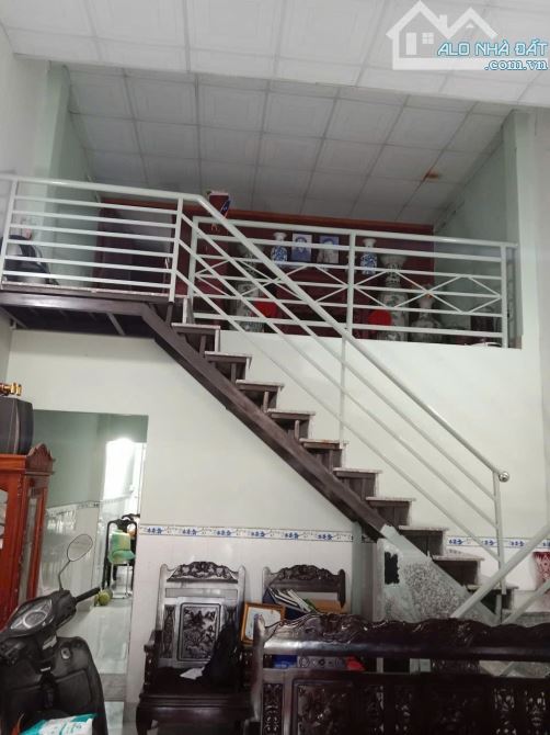 Bán Nhà Trệt Lửng, DT Đất 82m2 Đường 102 Tăng Nhơn Phú A - 1
