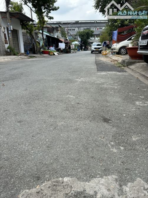 THỦ ĐỨC, TRƯỜNG THỌ - NGAY GA METRO& SONG HÀNH XA LỘ - 120M2* 3 TẦNG - GIÁ RẺ - 1