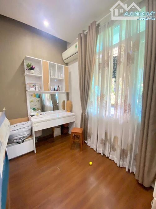 BÁN CĂN HỘ TẬP THỂ VĨNH PHÚC KHU 7,2Ha, QUẬN BA ĐÌNH TẦNG 4 76m2 5,5 tỷ. - 1