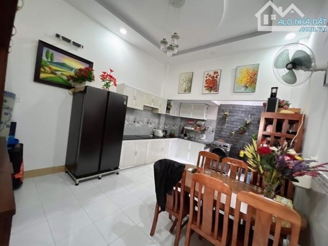 Bán nhà hẻm 88 Nguyễn Văn Quỳ P Phú Thuận Quận 7. 60m2 - 1
