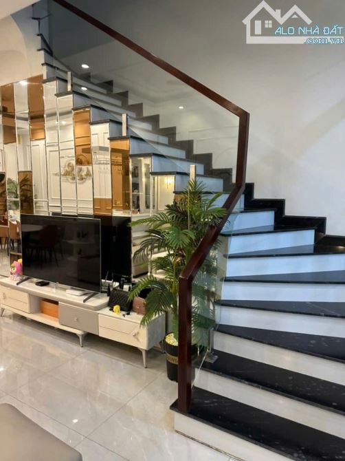 Duy nhất 1 căn rẻ nhất KĐT Đô Nghĩa, Hà Đông- 7T- thang máy nhập khẩu.Giá 15 tỷ - 1