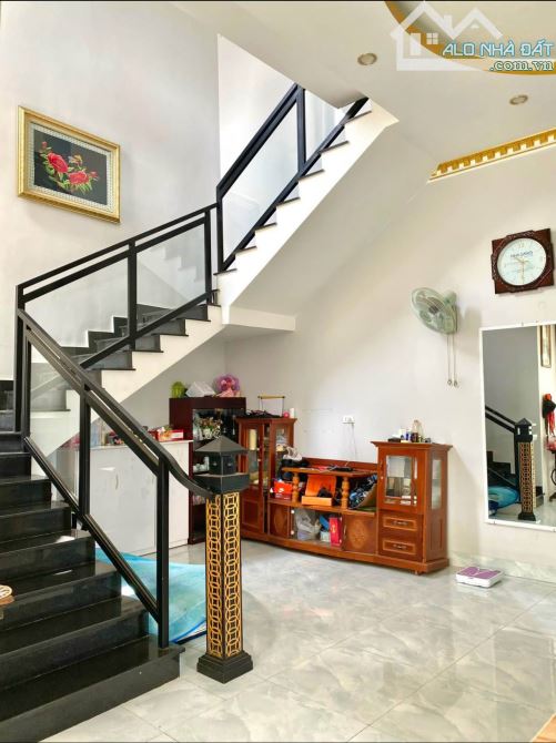 Mặt tiền Nguyễn Văn Cừ, Phường Tân Lập  📍 Diện tích: 4,6 x 38m ➡️ Nở hậu 7,55m - 1