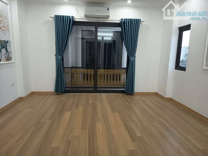 Bán nhà Đại Tự 33m2, 5 tầng, 4.2 m, giá 4.8 tỷ đẹp lộng lẫy, hàng x - 1