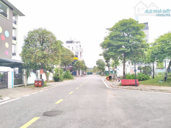 Bán đất Khu đấu giá X7 Vườn Đào, Uy Nỗ Đông Anh: DT 119M2, MT 7M, giá đầu tư! - 1