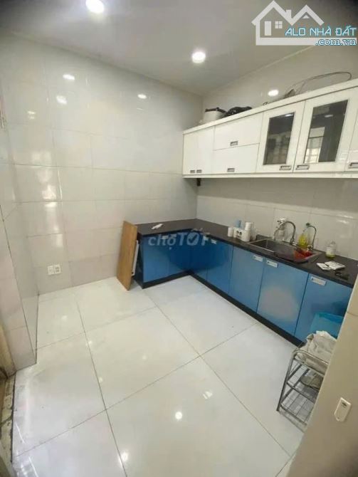 BÁN NHÀ MẶT TIỀN CƯ XÁ ĐÔ THÀNH,3 TẦNG, 35M2, GIÁ 8,5 TỶ - 1