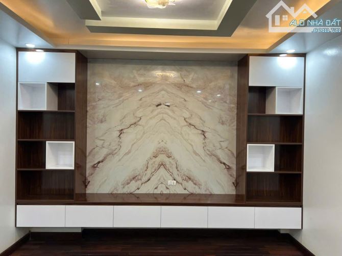 11,3 tỷ, 40m2 (TT 46m2), 6 tầng thang máy, Đống Đa, dân xây, gần phố, đủ công năng - 1