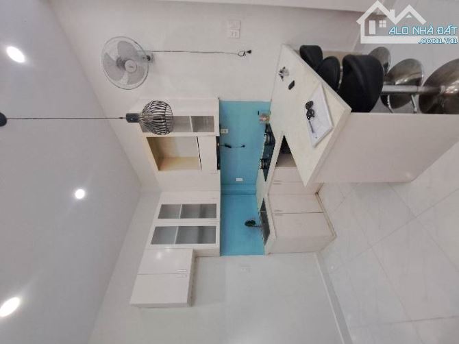 Bán nhà hẻm Nguyễn Văn Quỳ P Phú Thuận Quận 7. 26m2 - 1