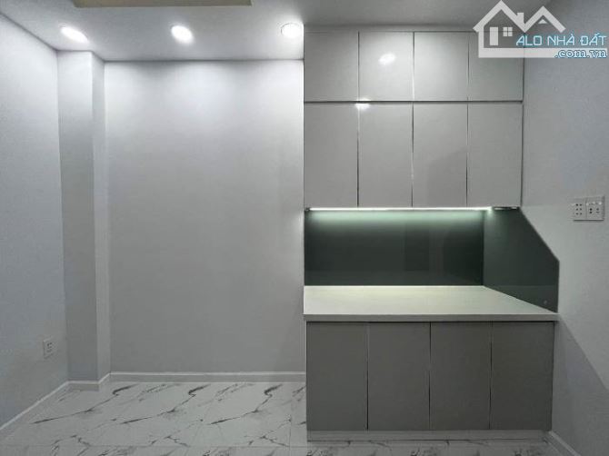 Bán nhà hẻm Tân Mỹ P Tân Thuận Tây Quận 7. 15m2 - 1